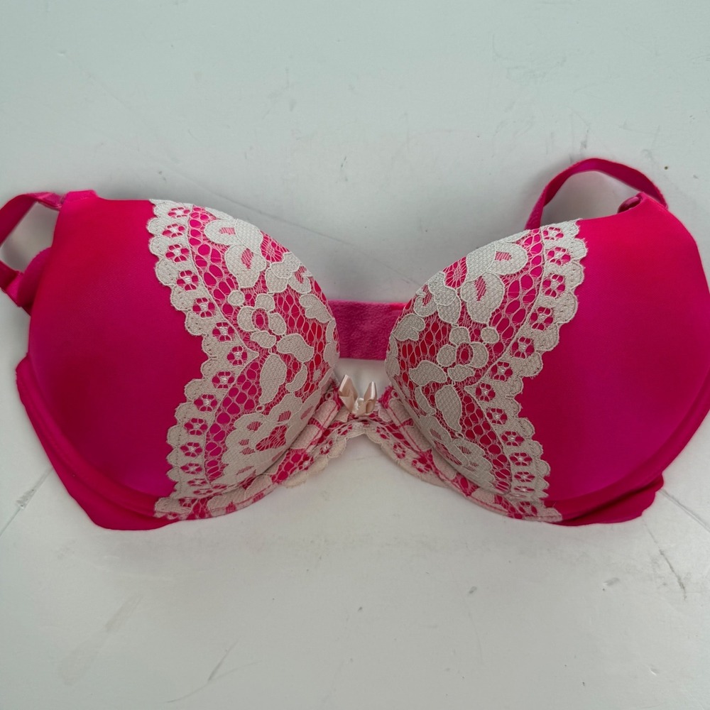 Victorias Secret Miraculous Plunge Bra Women Underwire 32C Pink Lace Push Up